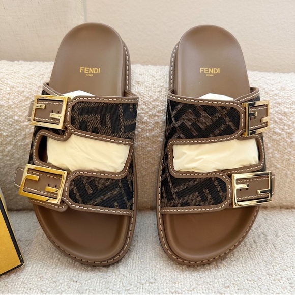 Fendi Feel Jacquard Sandal, Slides, Shoes - Picture 2 of 16